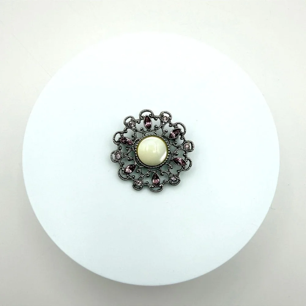 Vintage Mother Of Pearl‎ Rhinestone Glass Pink Ornate Filigree Brooch Pin Retro